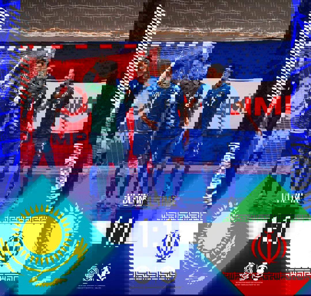 2075832