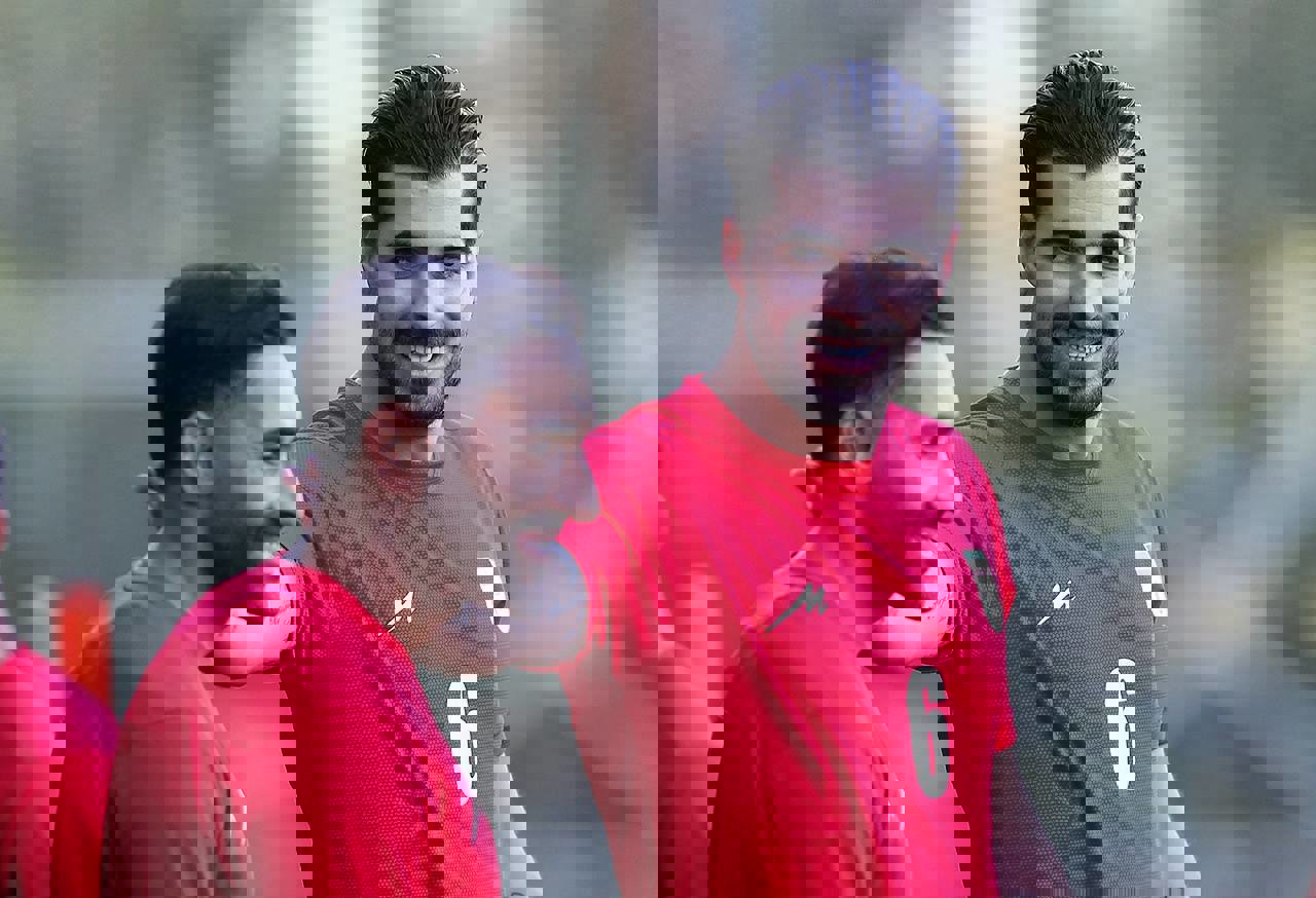 2075897