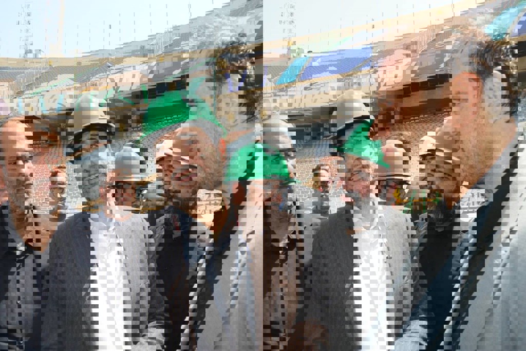 2075800