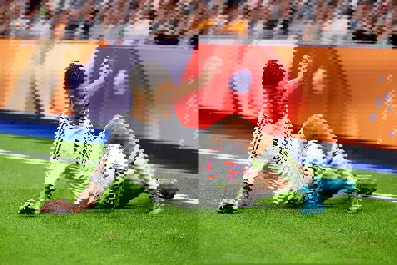 2076022
