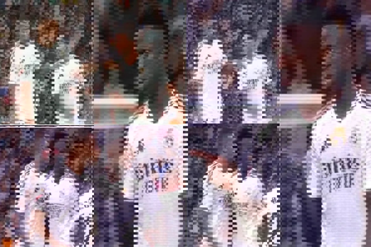 2076032