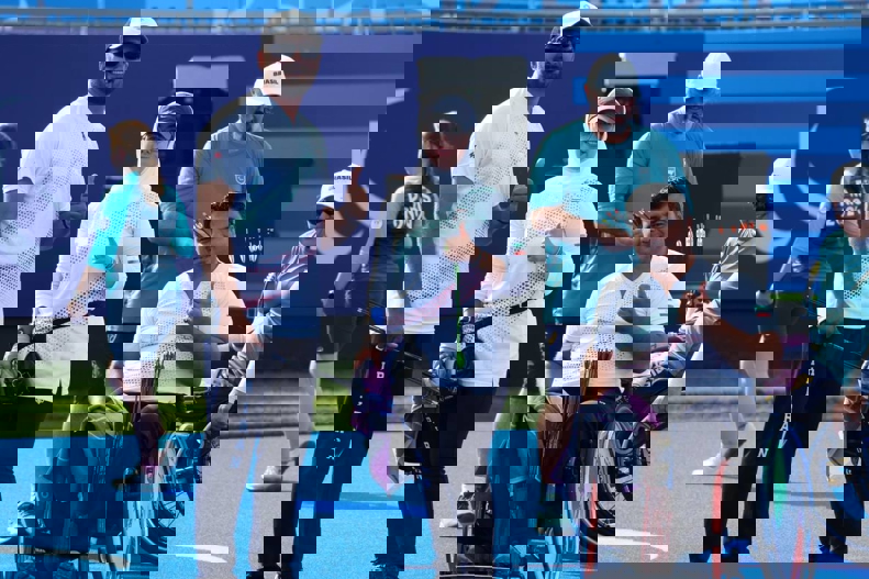2076190