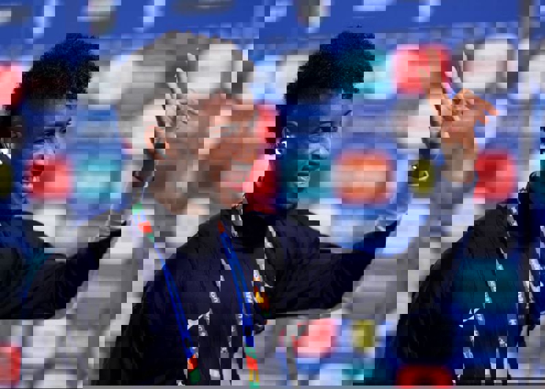 2076231