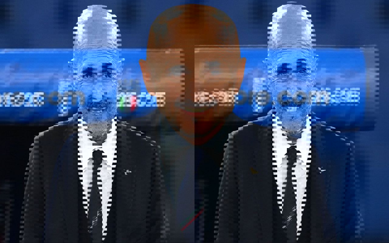 2076154