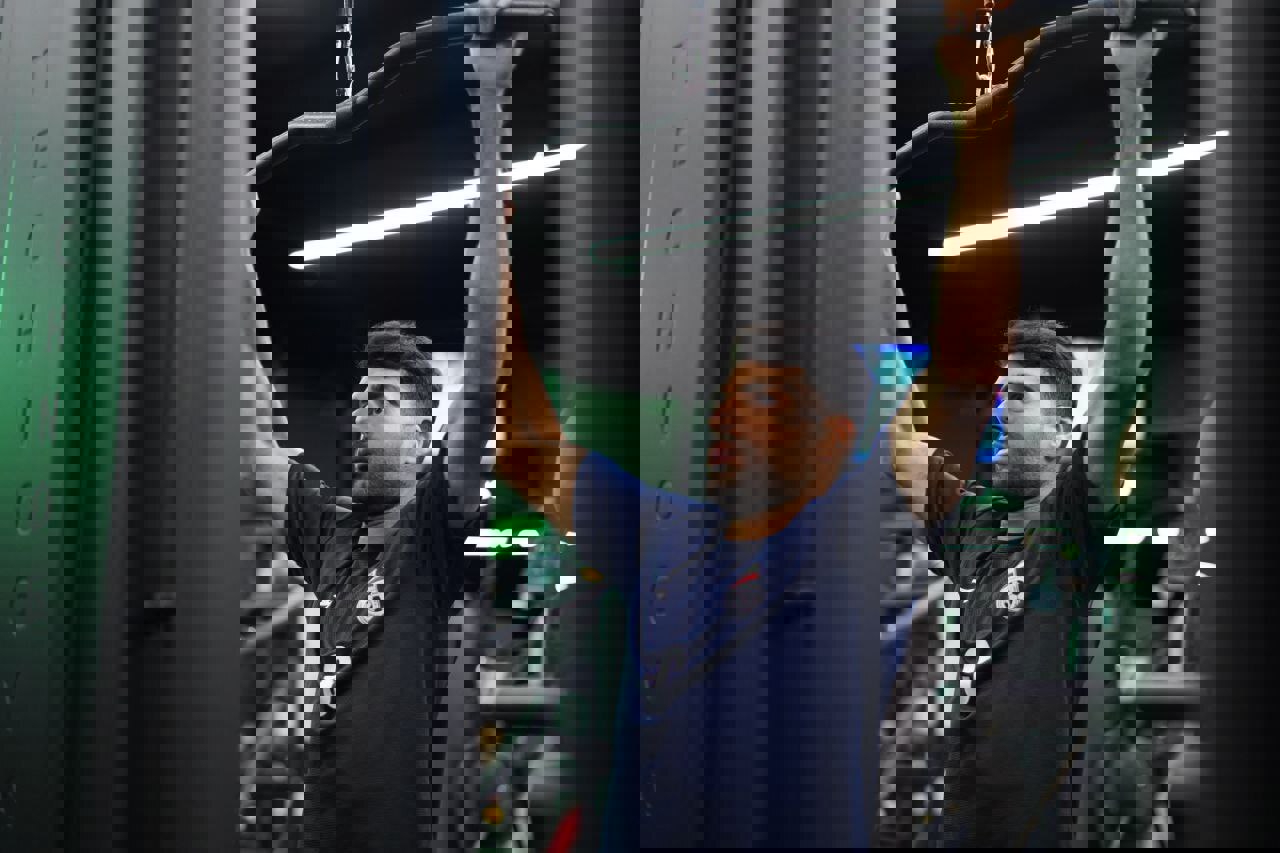 2076500