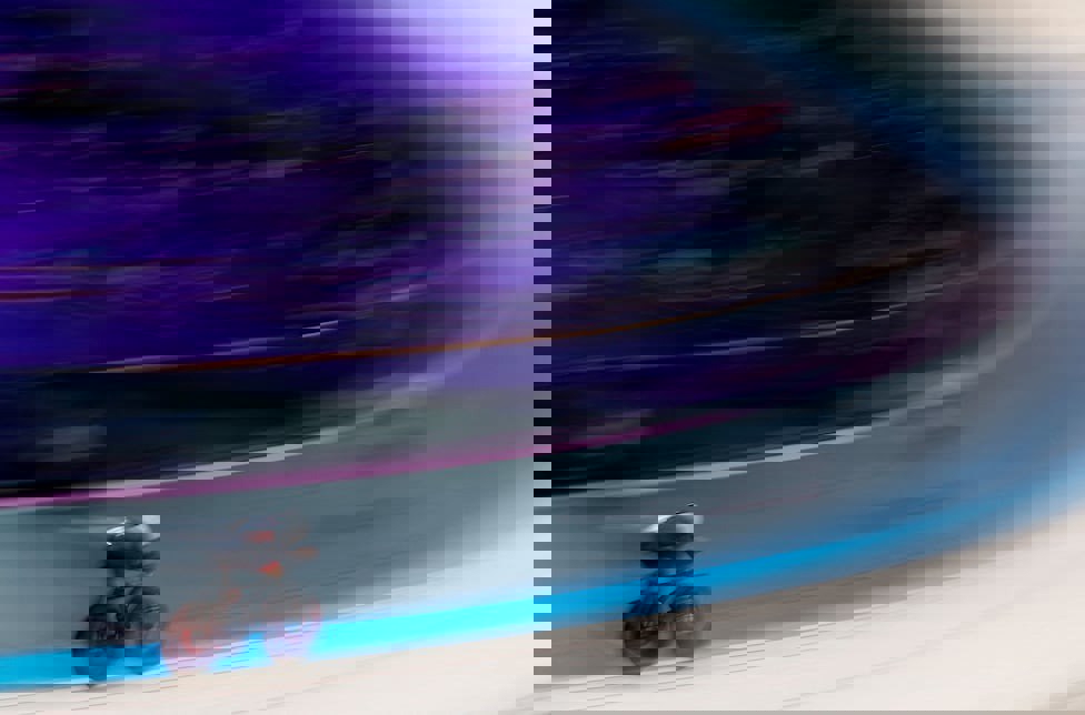 2076385