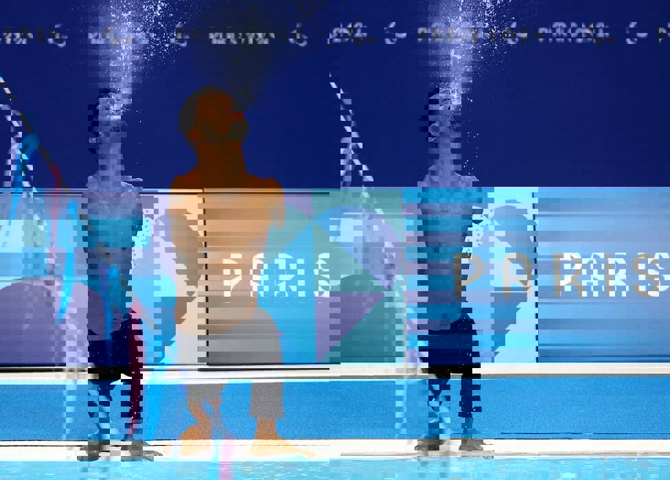 2076387