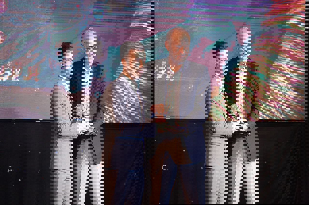 2076551