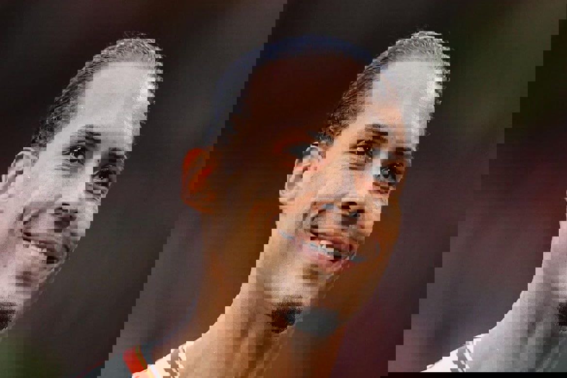2076623