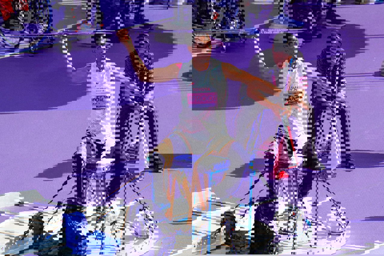 2076761