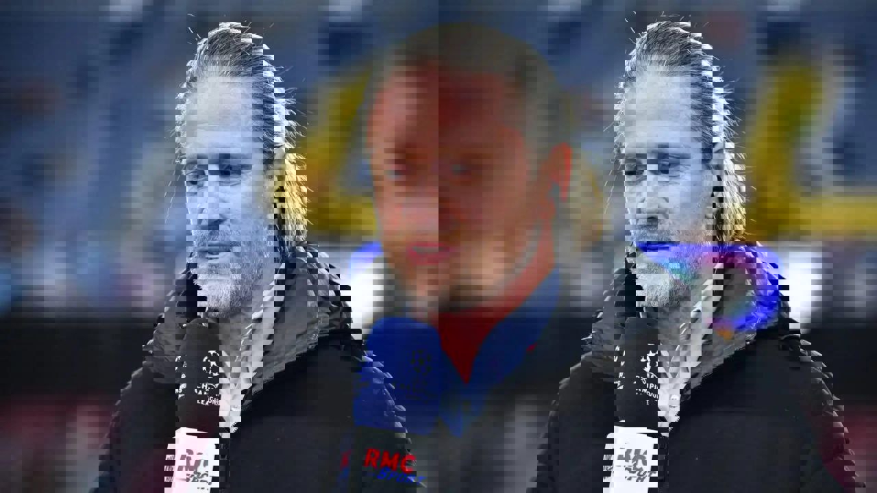 2076845