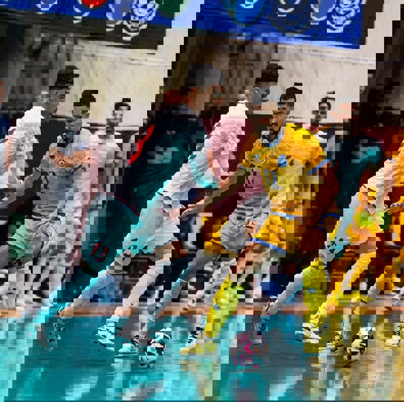 2076978