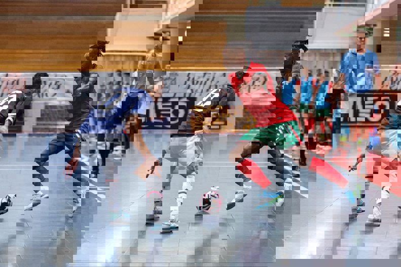 2076911
