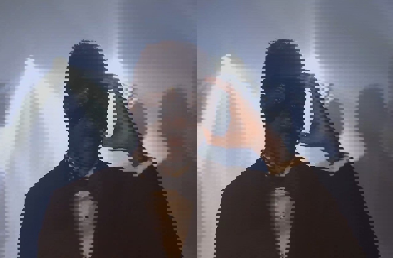 2076906