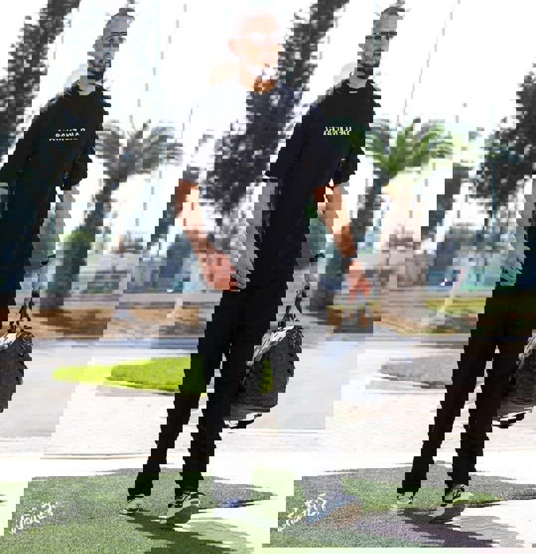 2076884