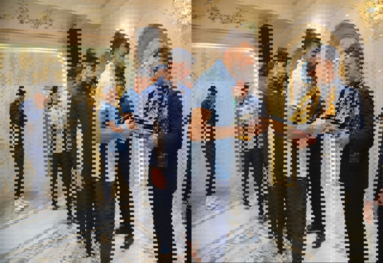 2077068