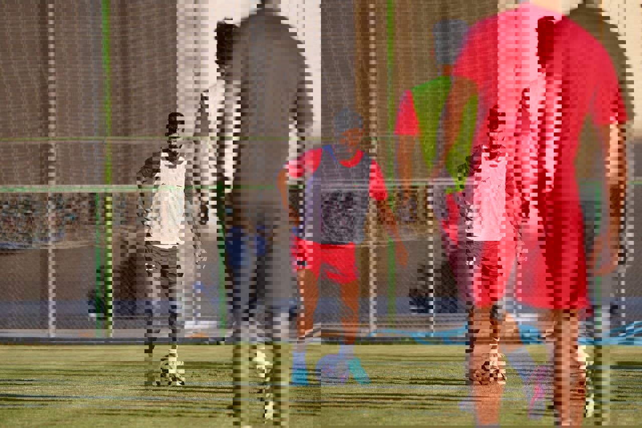 2077049