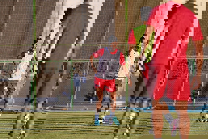 2077049