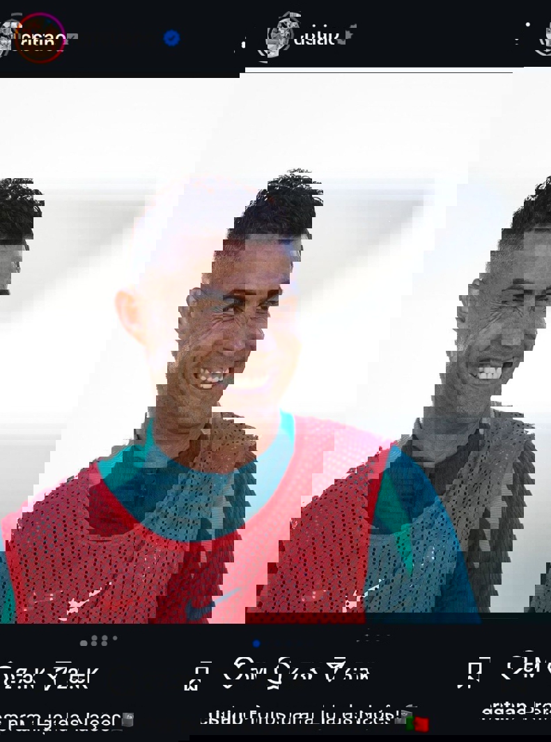 2077105