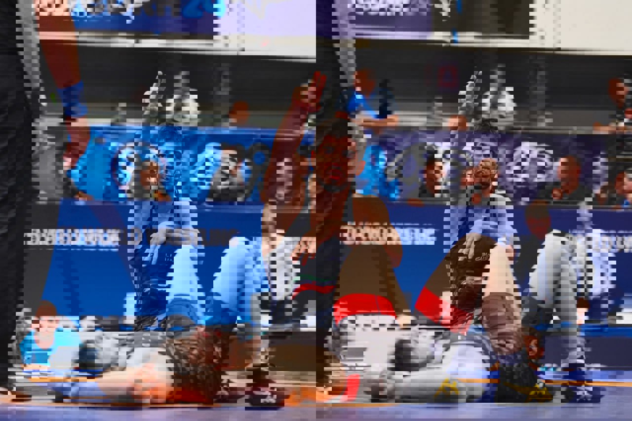 2077089