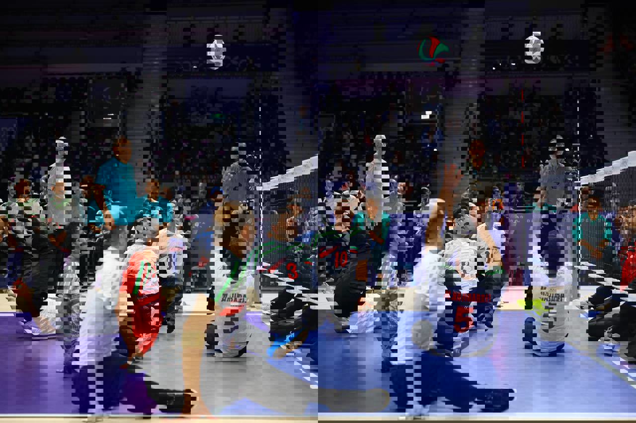 2077224