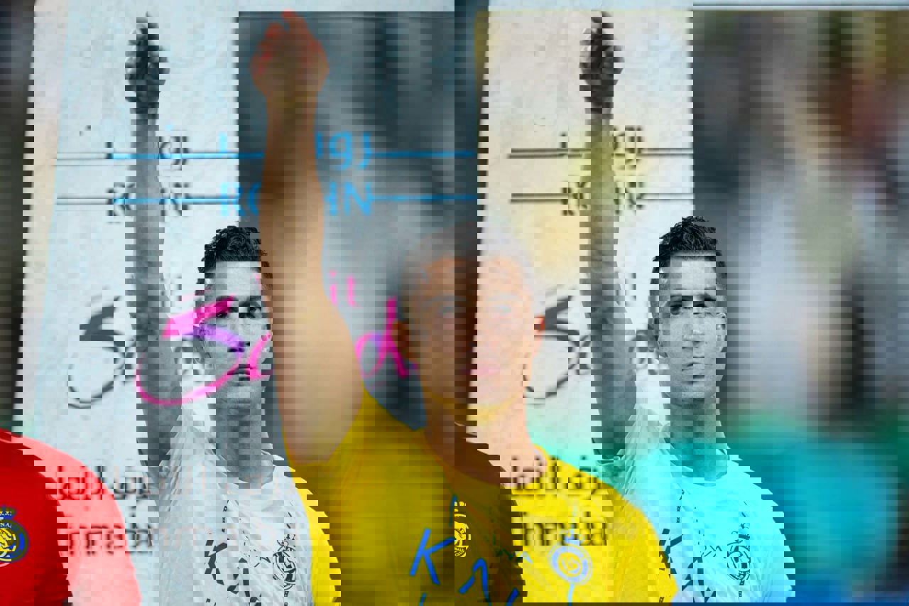 2077235