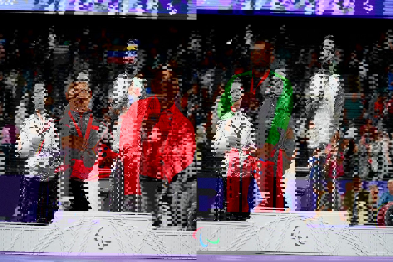 2077237