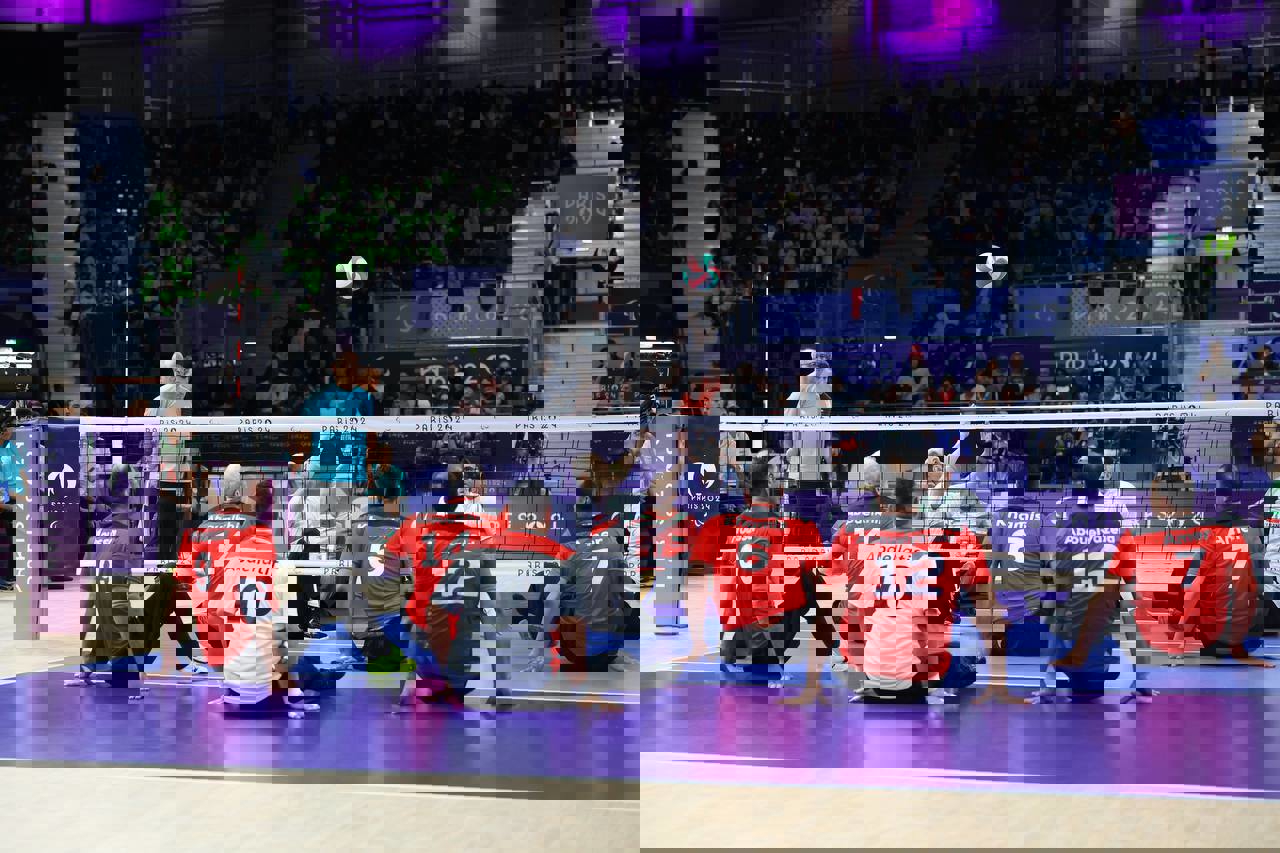 2077223