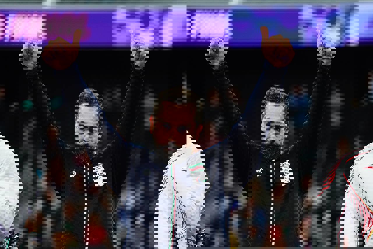 2077334
