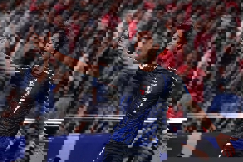 2077307