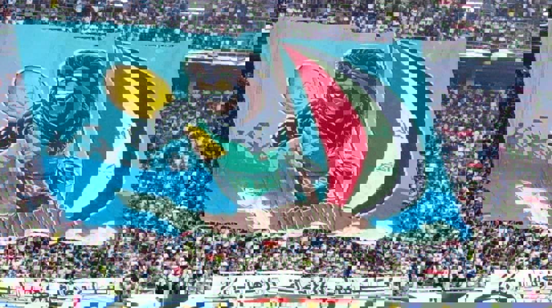 2077298