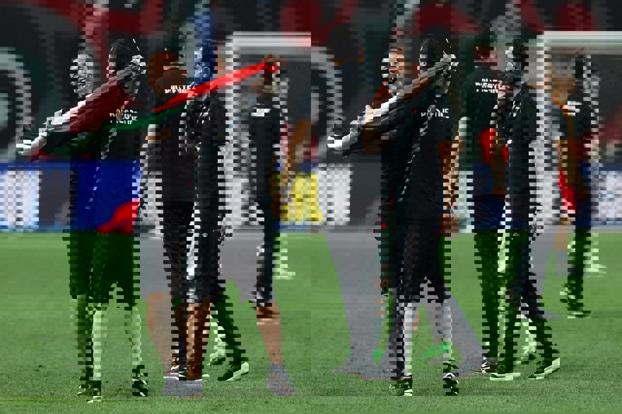 2077313