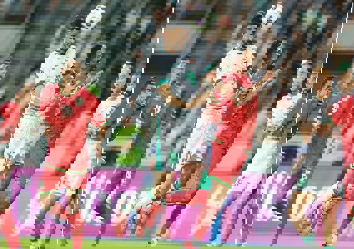 2077362