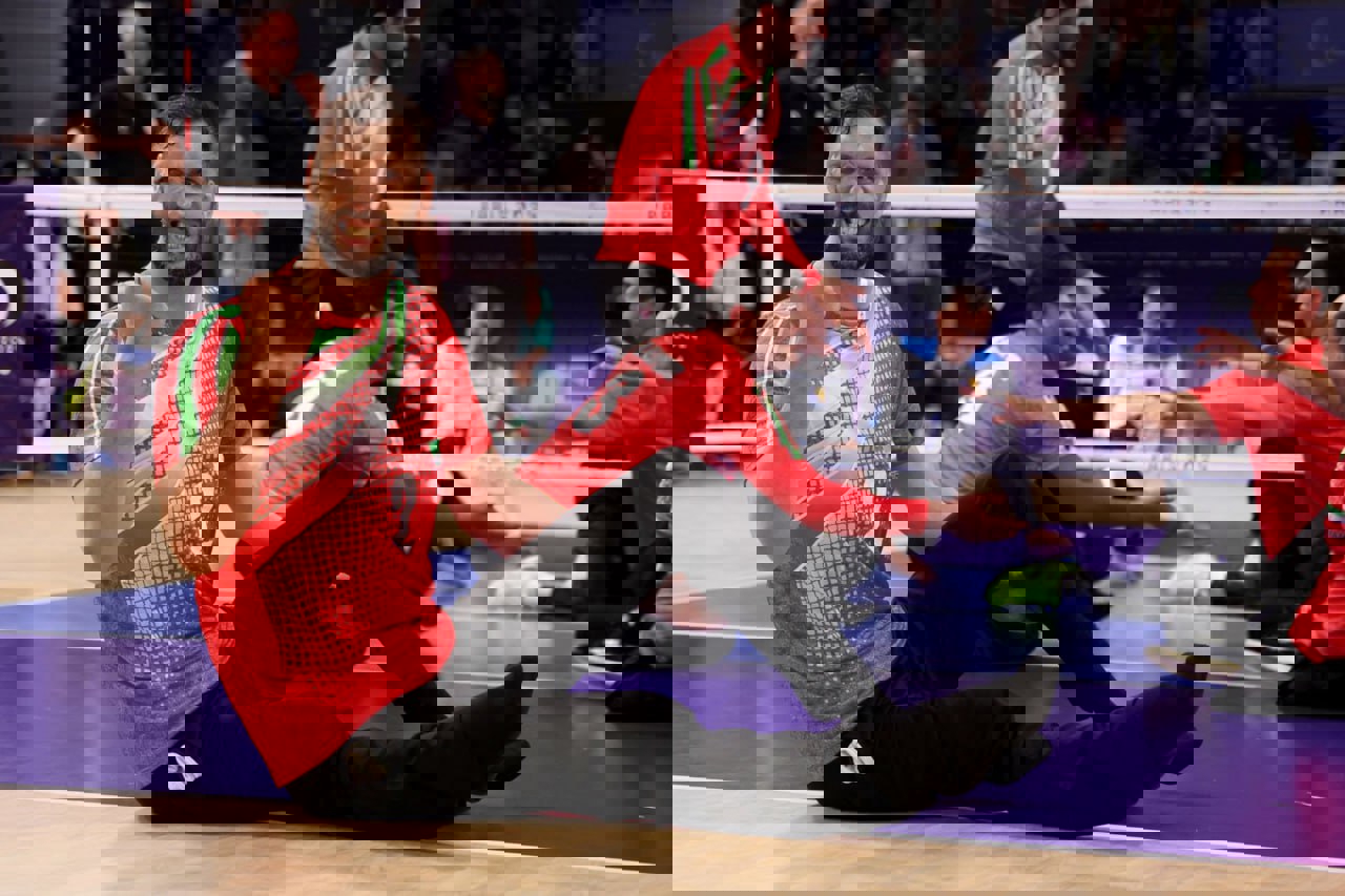 2077772