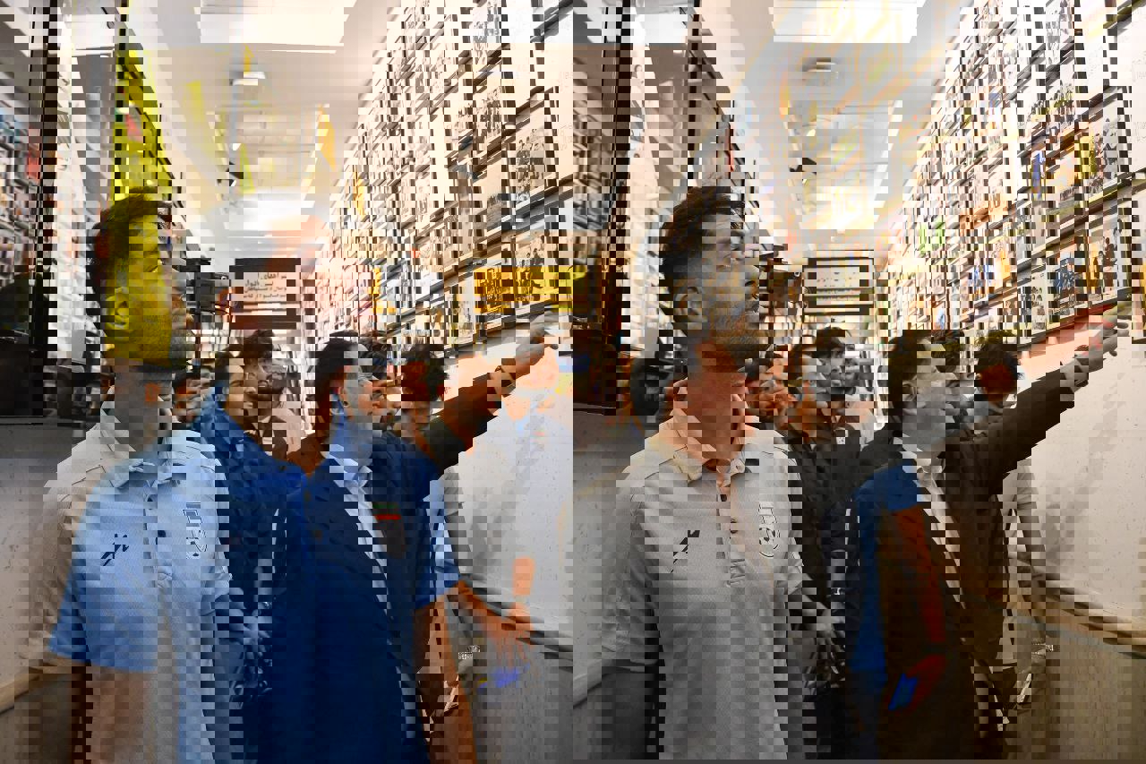 2077744