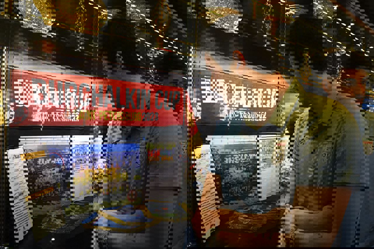 2077748