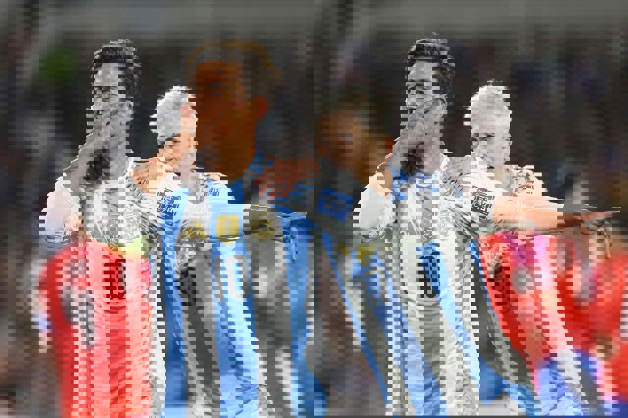 2077504
