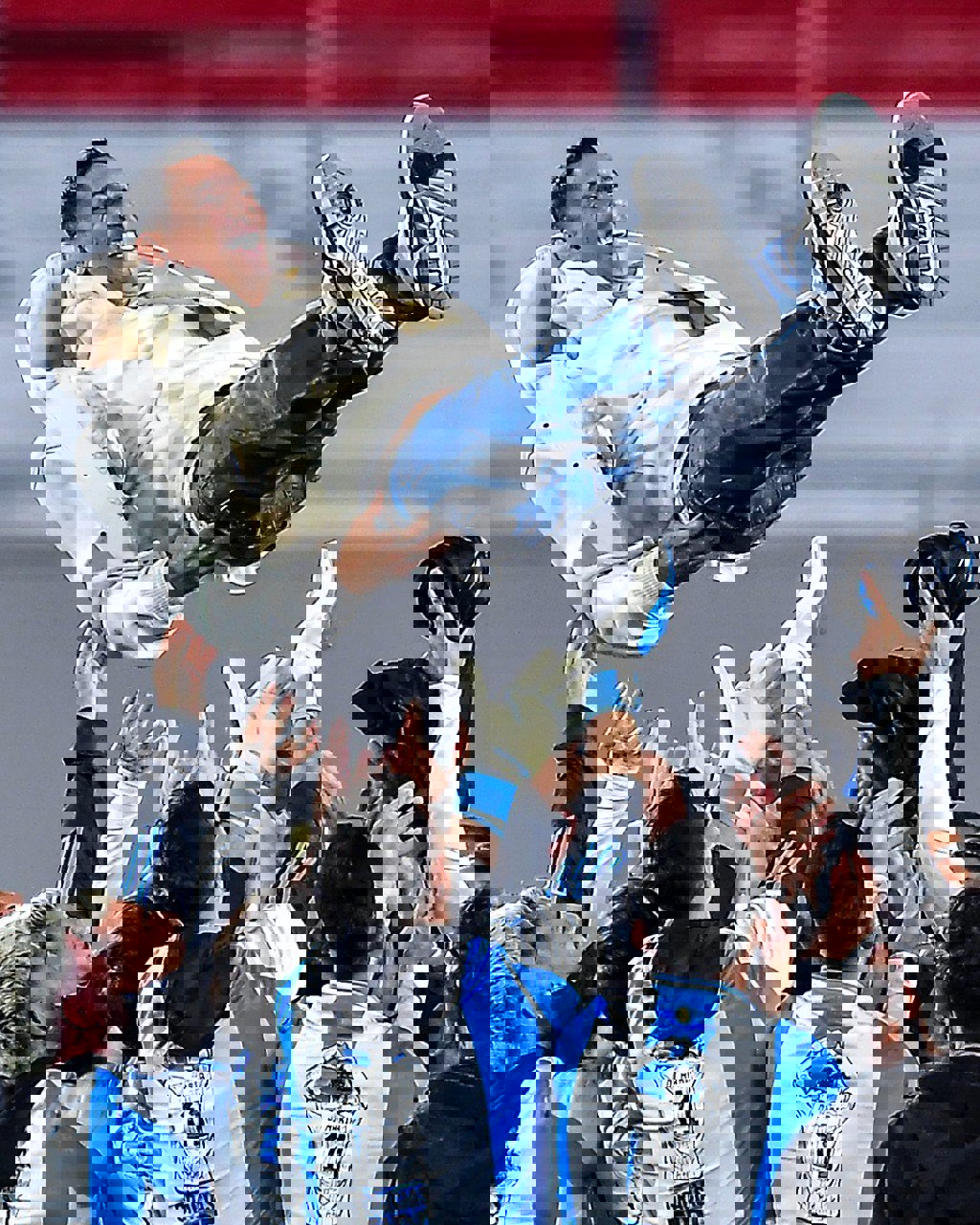 2077500