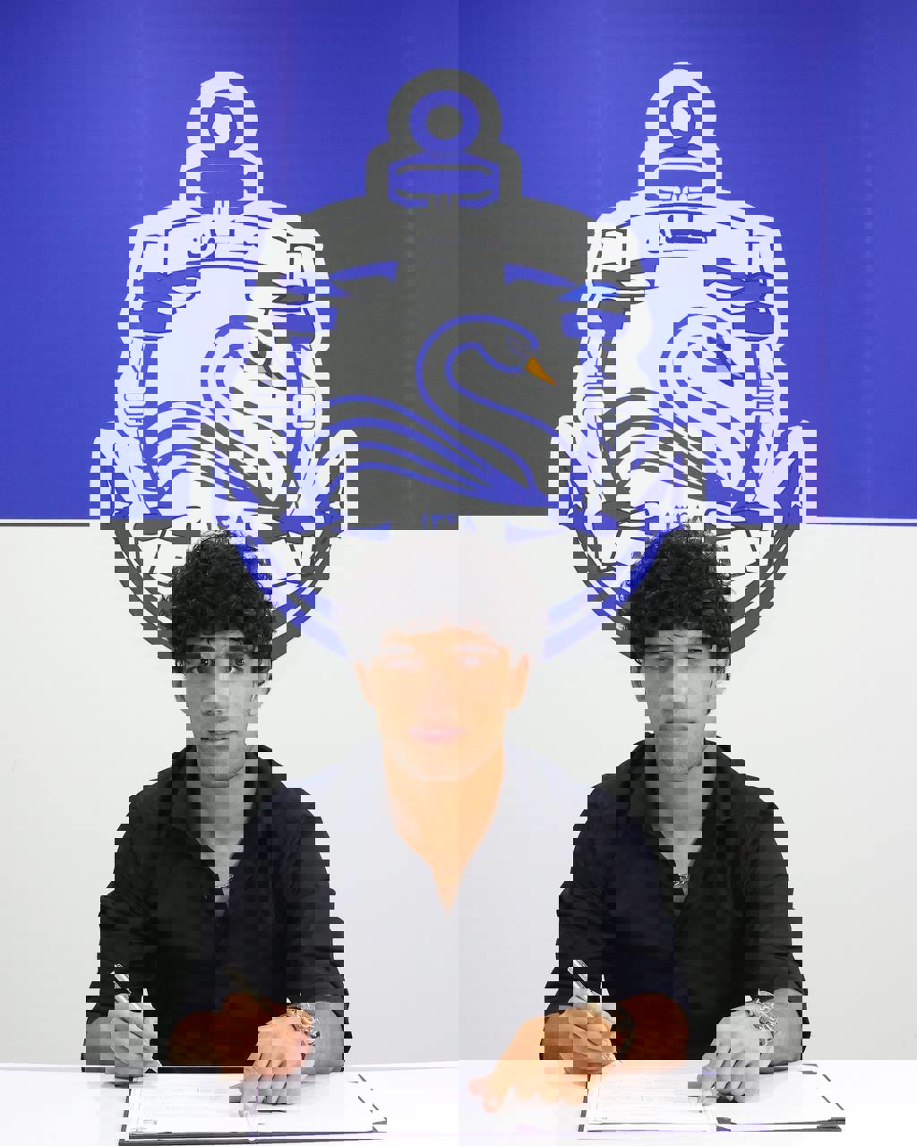 2077631