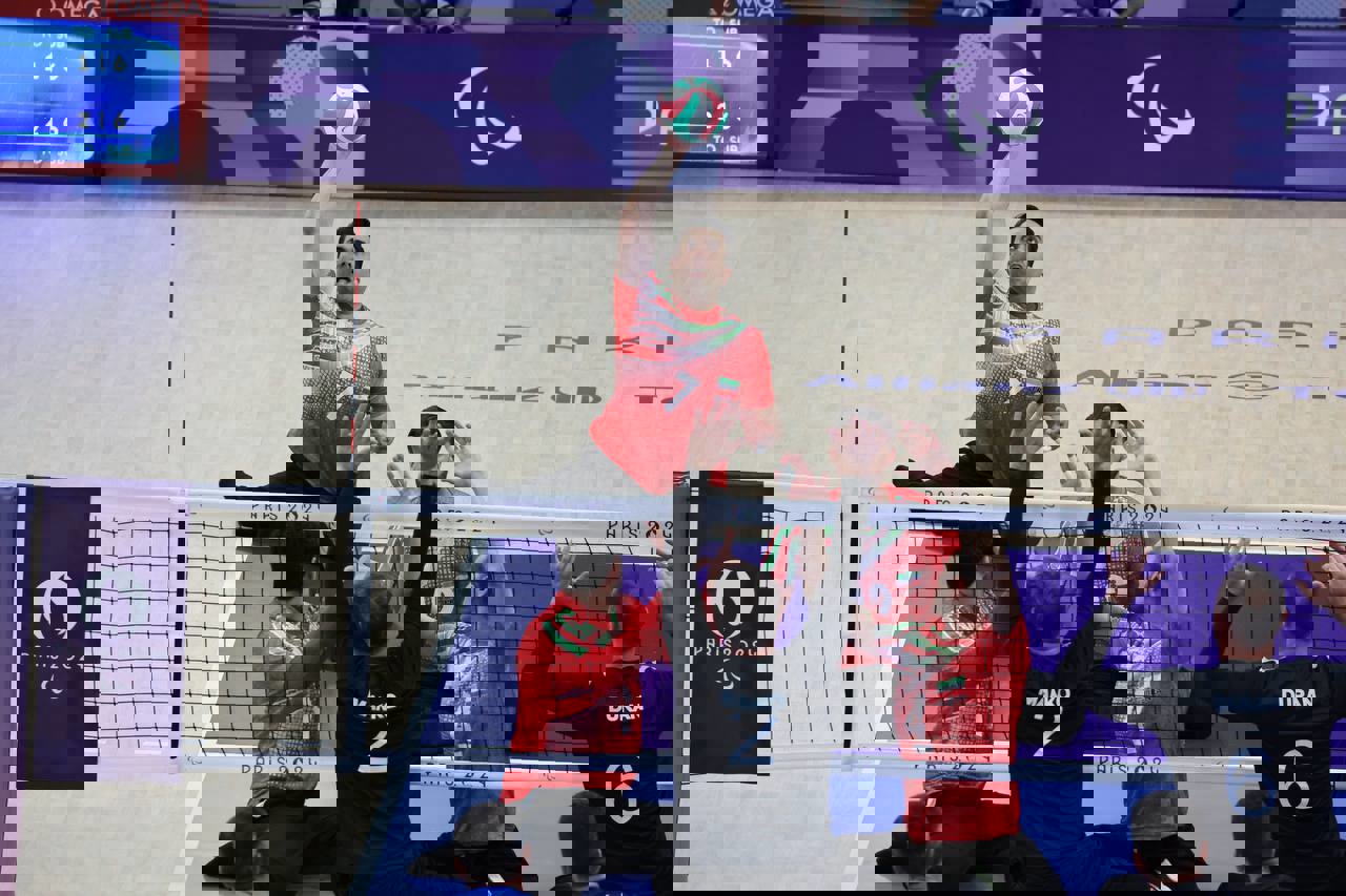 2077733