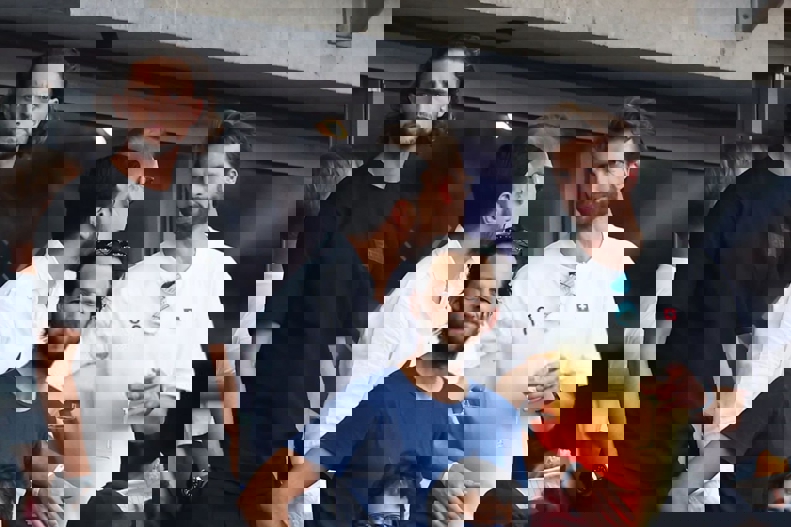 2077666