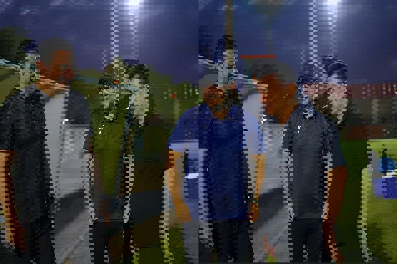 2077696