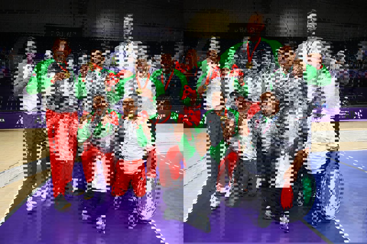 2077801