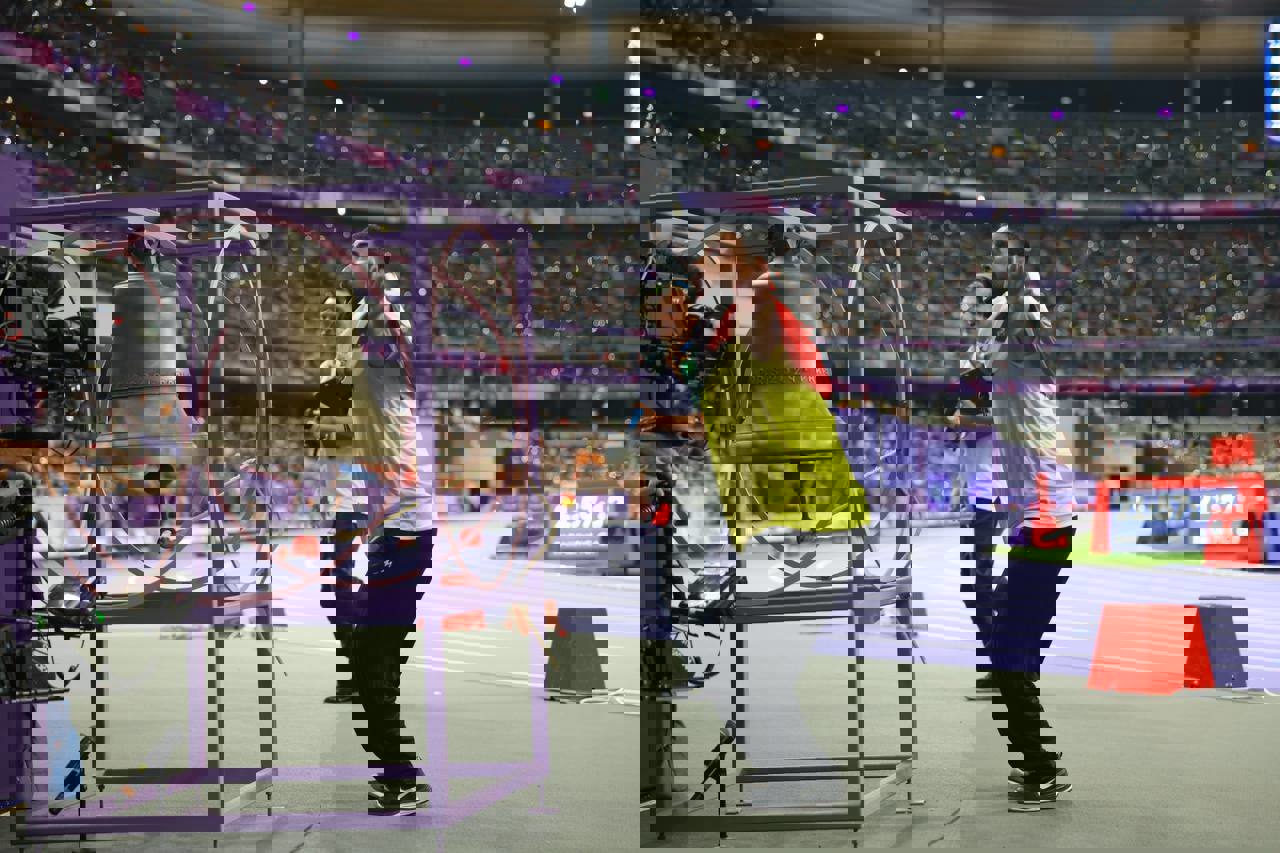 2077777