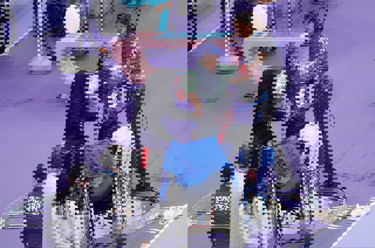 2077939
