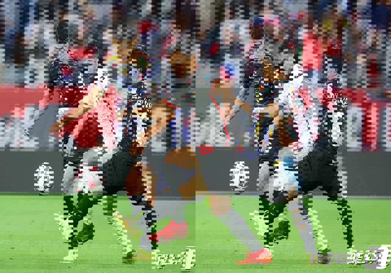 2078073
