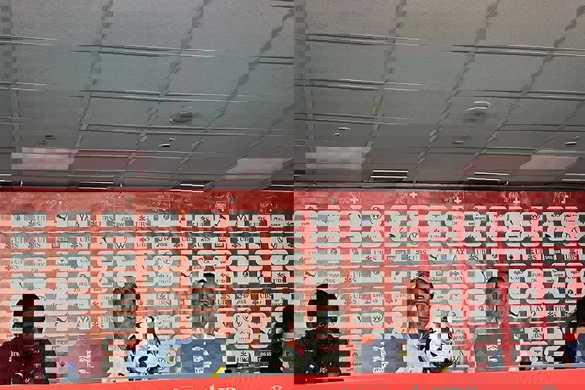 2078158