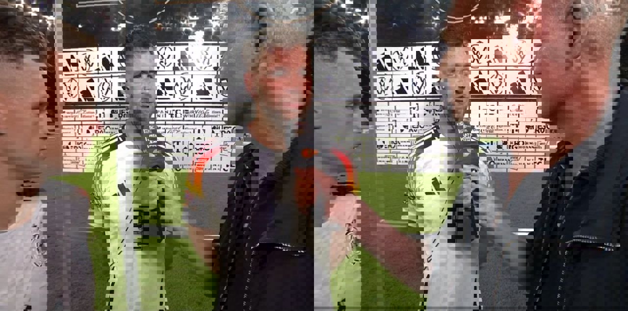 2078303