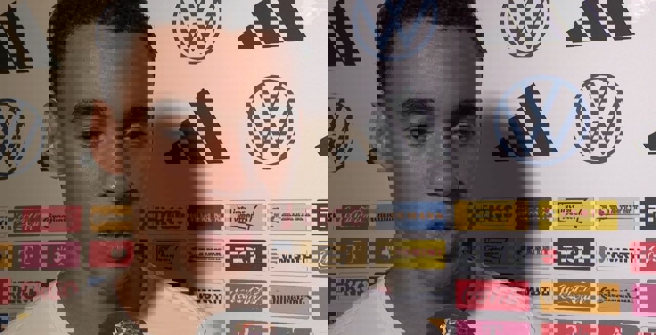 2078322