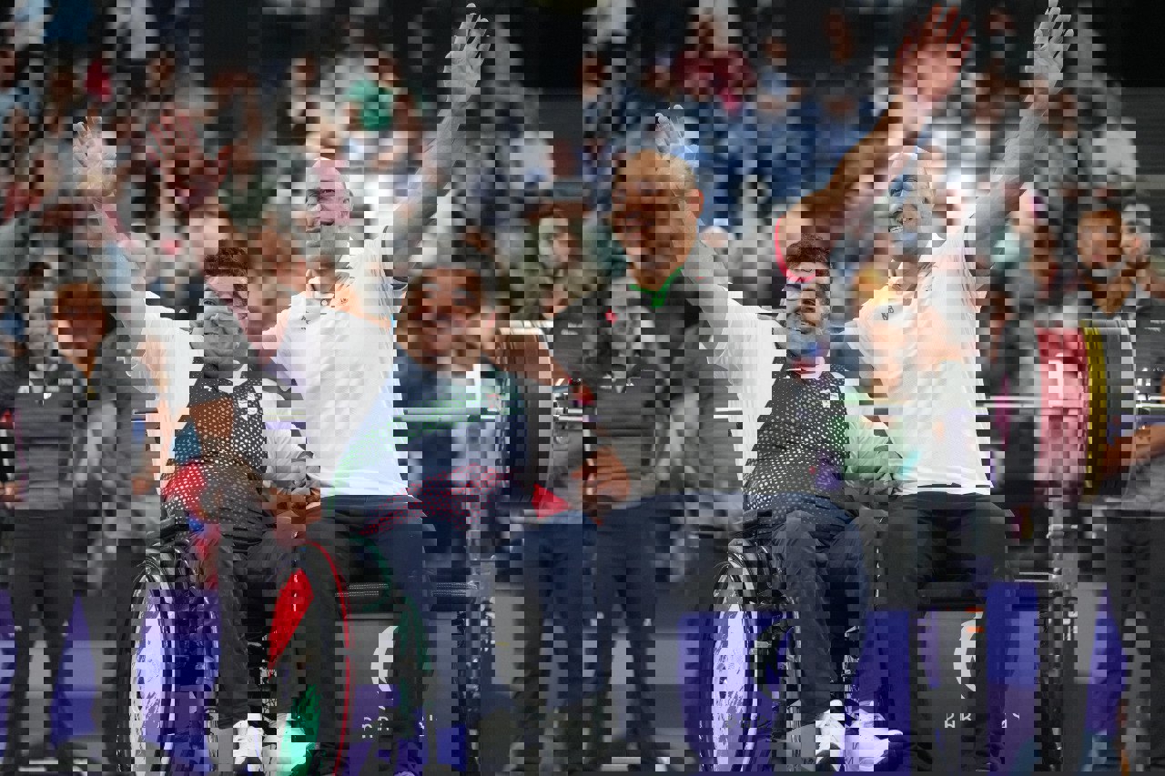 2078393